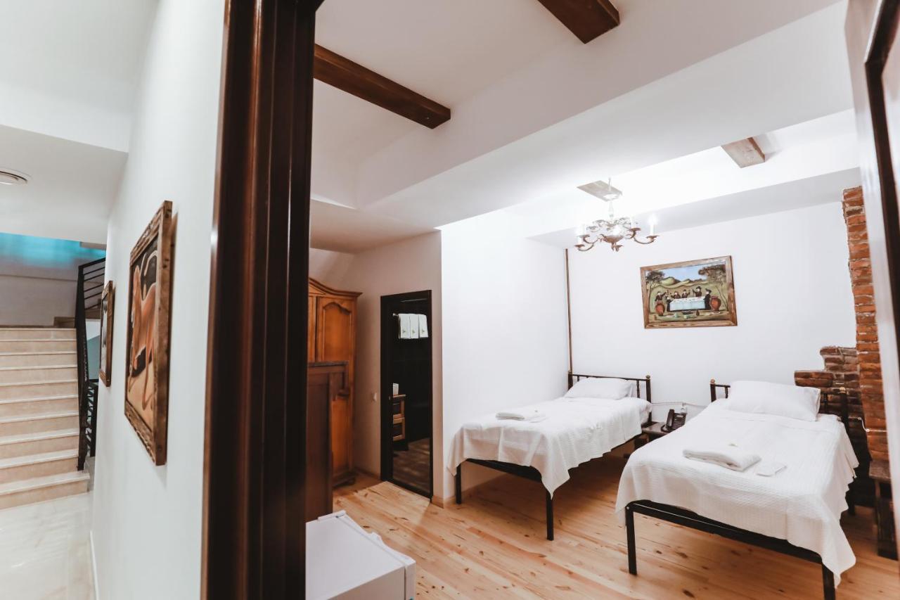 Hotel Verdzi Kutaisi Luaran gambar